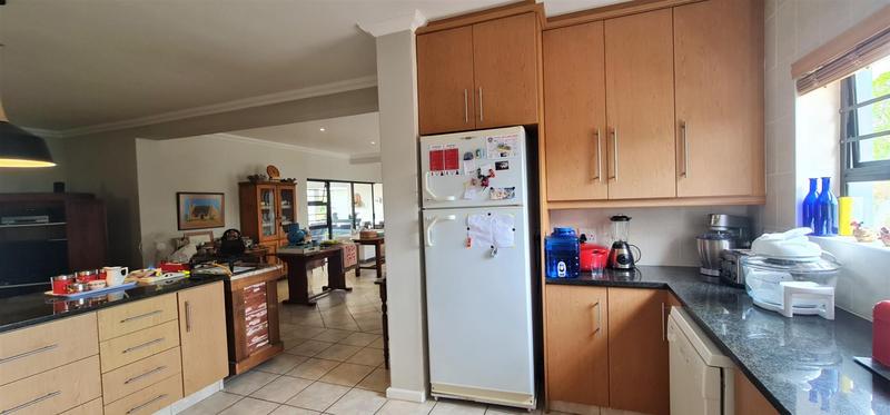 5 Bedroom Property for Sale in Myburgh Park Western Cape